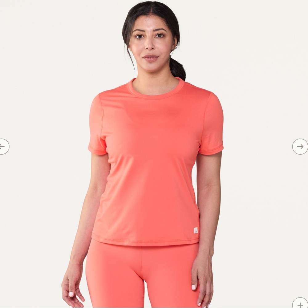 Vuori  -  Lux T-Shirt - Women's